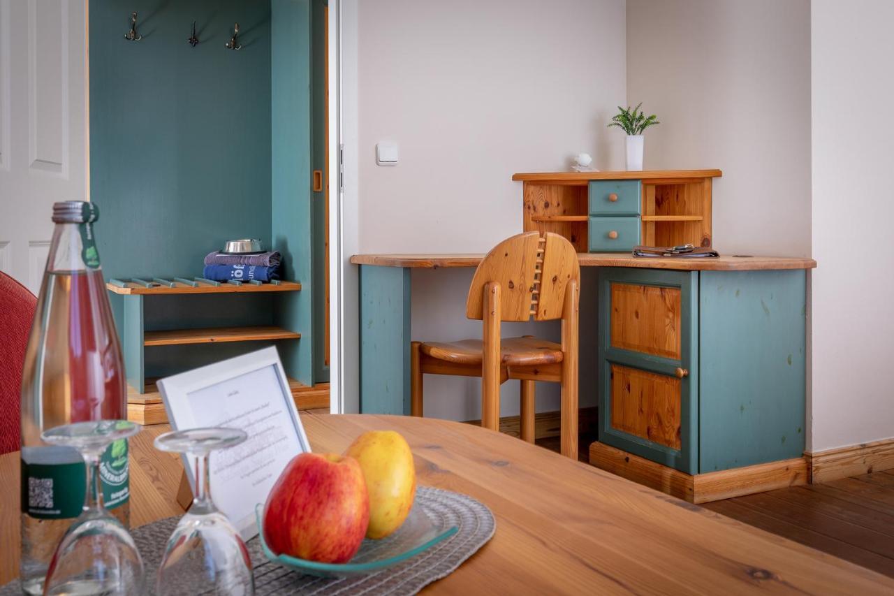 Hotel Schloesschen Sundische Wiese Zingst Eksteriør billede